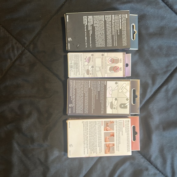 Assorted KISS glue-on nails :) one damaged box but unopened. - Picture 6 of 6